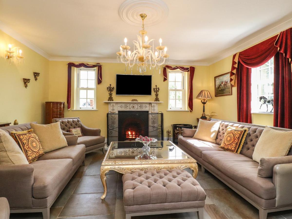Вилла Moor End Manor Poulton-le-Fylde Экстерьер фото