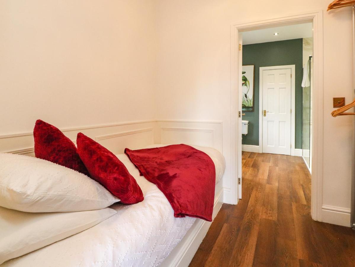 Вилла Moor End Manor Poulton-le-Fylde Экстерьер фото