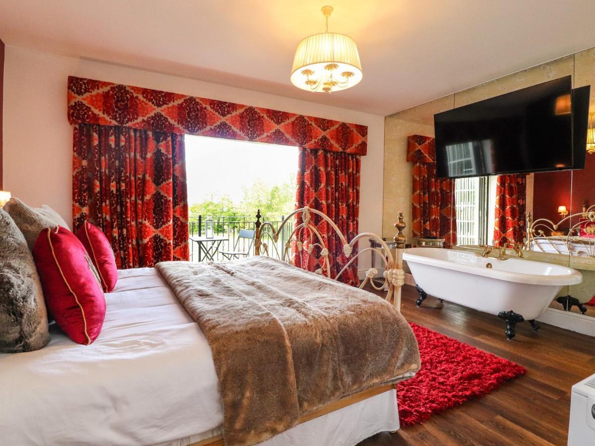Вилла Moor End Manor Poulton-le-Fylde Экстерьер фото
